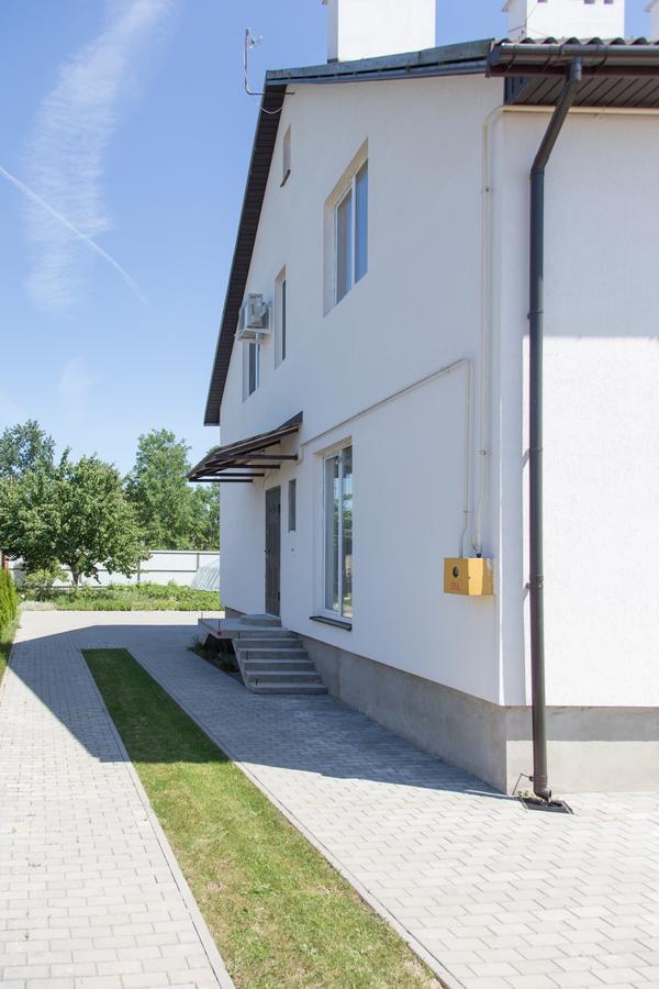 Guest House Аirport Brest Exteriör bild